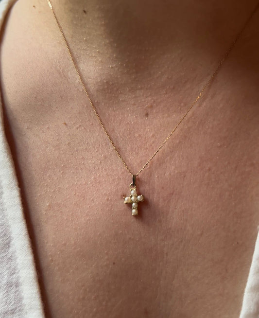 cruz de perlas oro 10 kilates